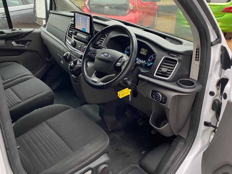 View FORD TRANSIT CUSTOM 2.0 300 EcoBlue Limited L2 H1 Euro 6 (s/s) 5dr