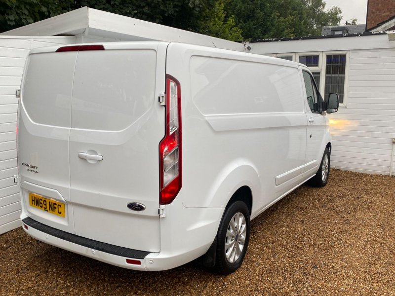 FORD TRANSIT CUSTOM