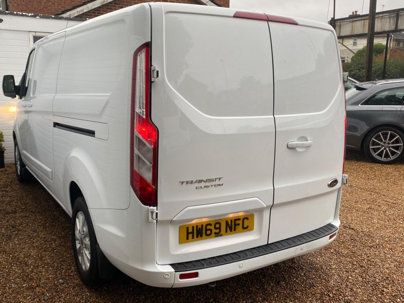 FORD TRANSIT CUSTOM