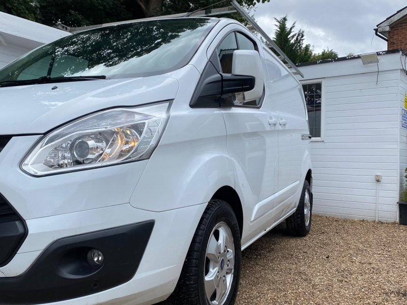 FORD TRANSIT CUSTOM