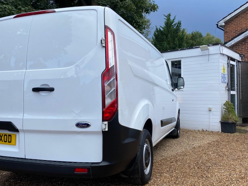 FORD TRANSIT CUSTOM