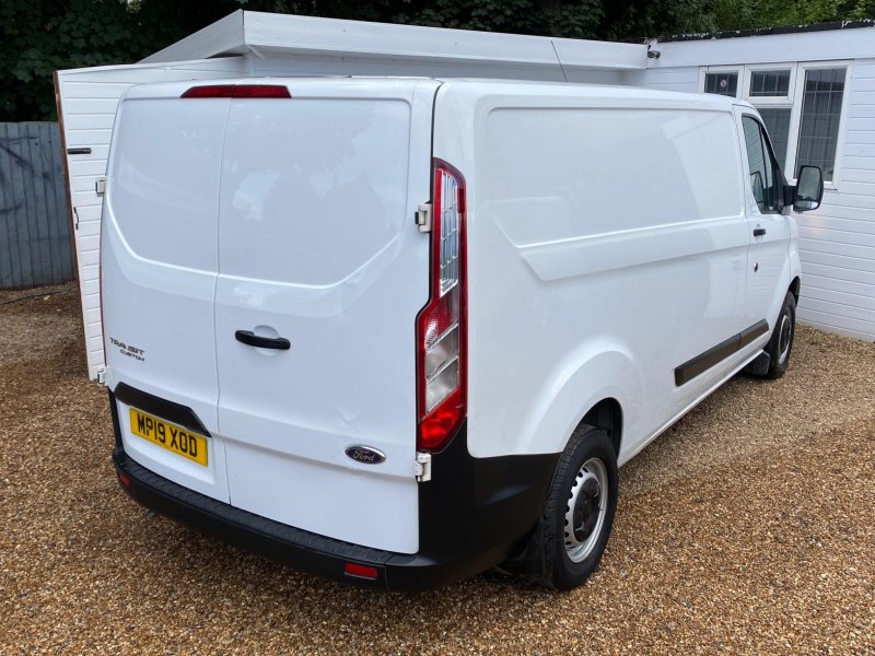 FORD TRANSIT CUSTOM