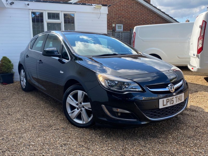 VAUXHALL ASTRA