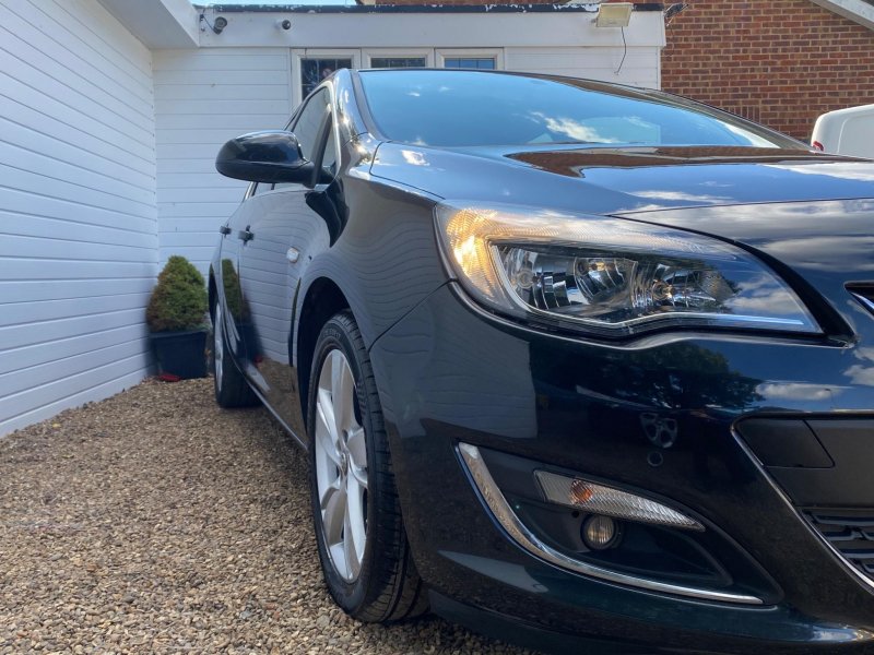 VAUXHALL ASTRA