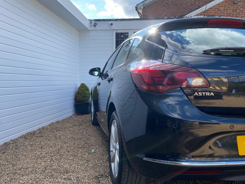 VAUXHALL ASTRA