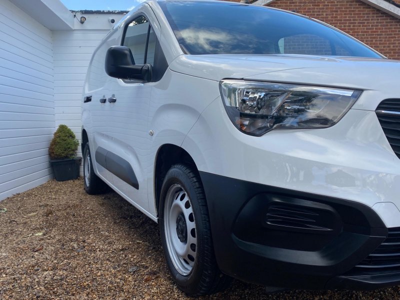 VAUXHALL COMBO