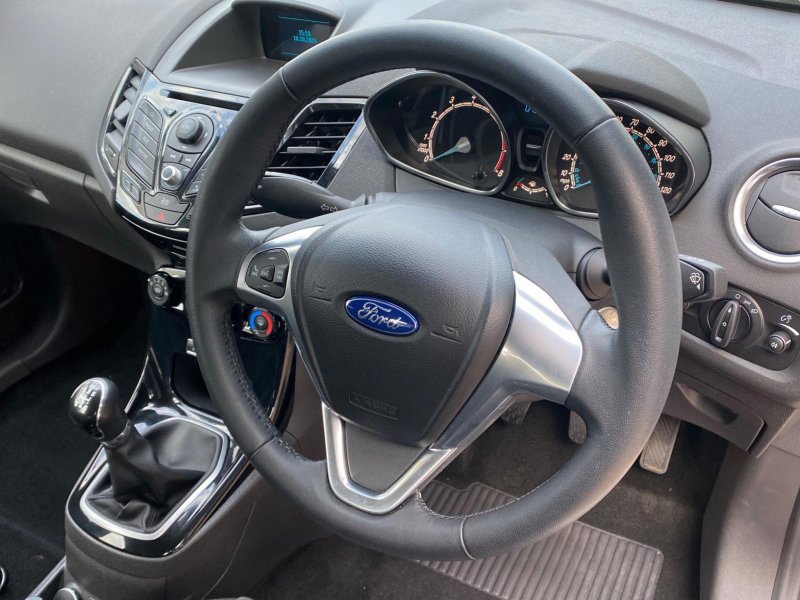 FORD FIESTA