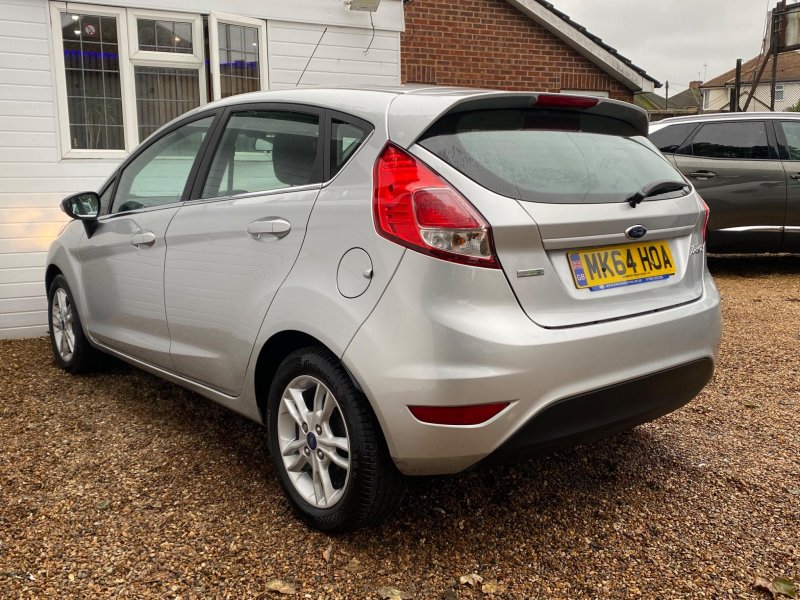 FORD FIESTA