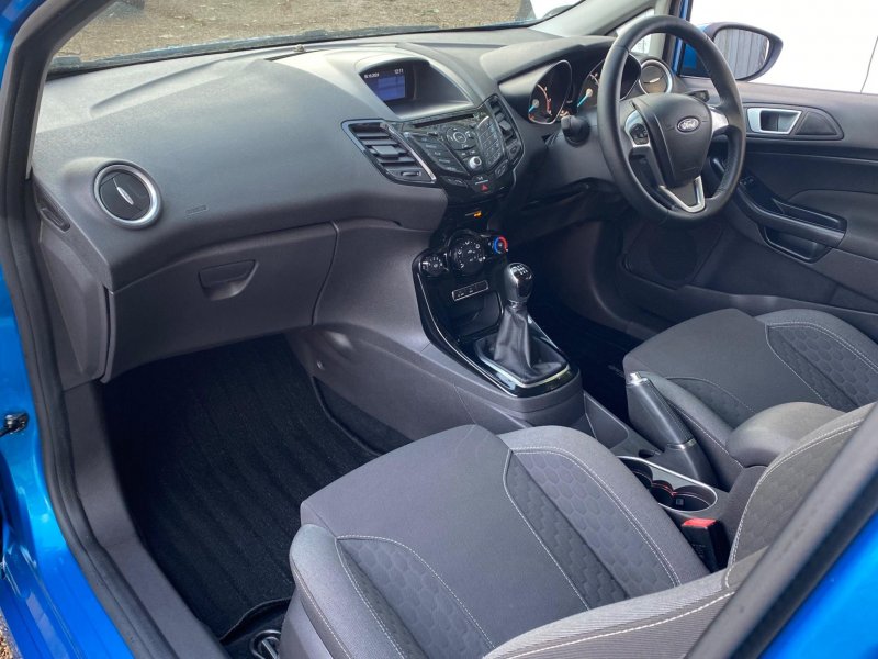 FORD FIESTA