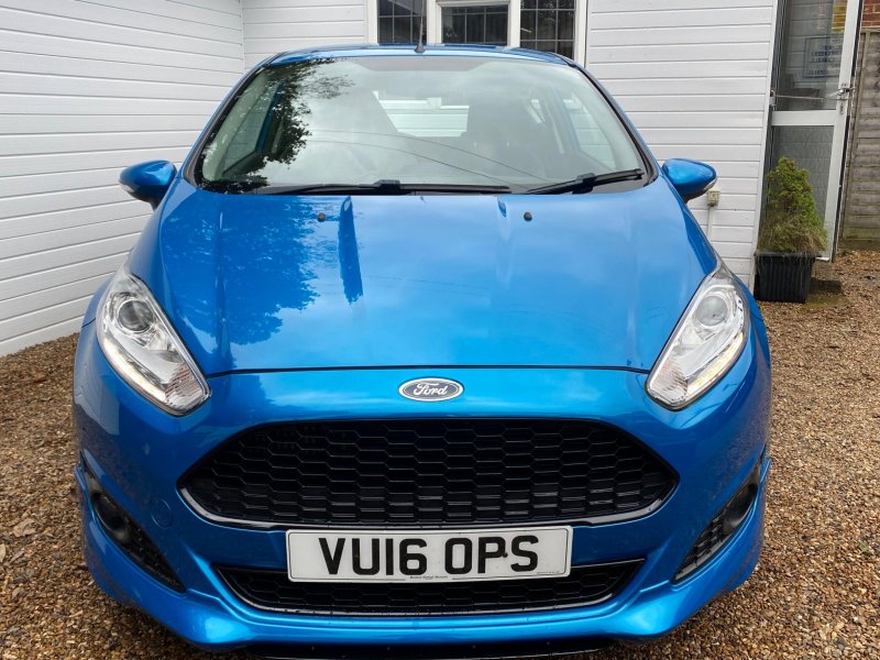 FORD FIESTA