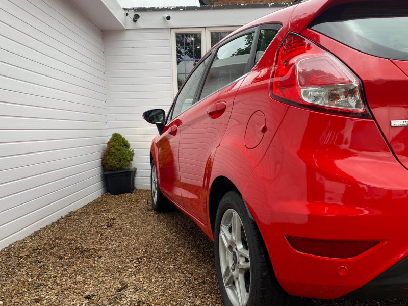 FORD FIESTA