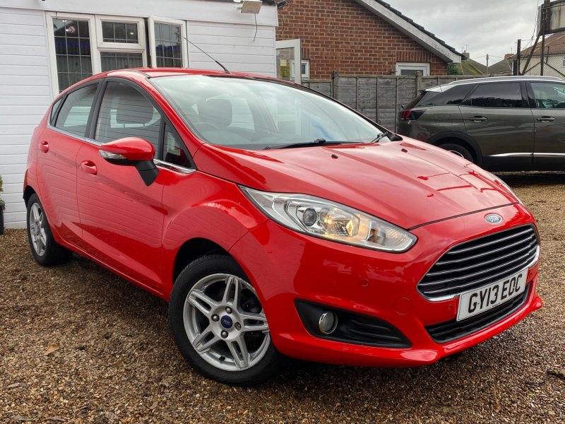 View FORD FIESTA 1.0T EcoBoost Zetec Euro 5 (s/s) 5dr