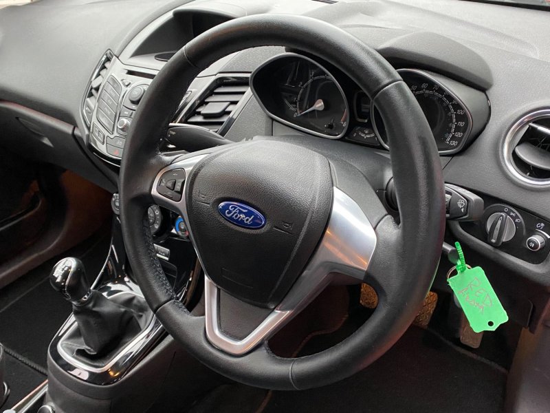FORD FIESTA