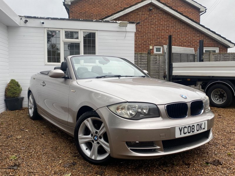 BMW 1 SERIES