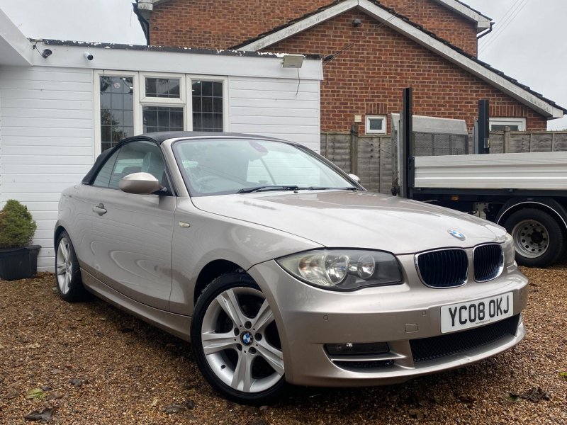 BMW 1 SERIES