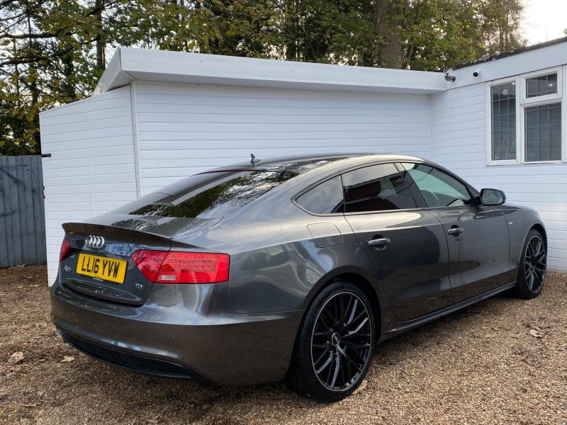 AUDI A5