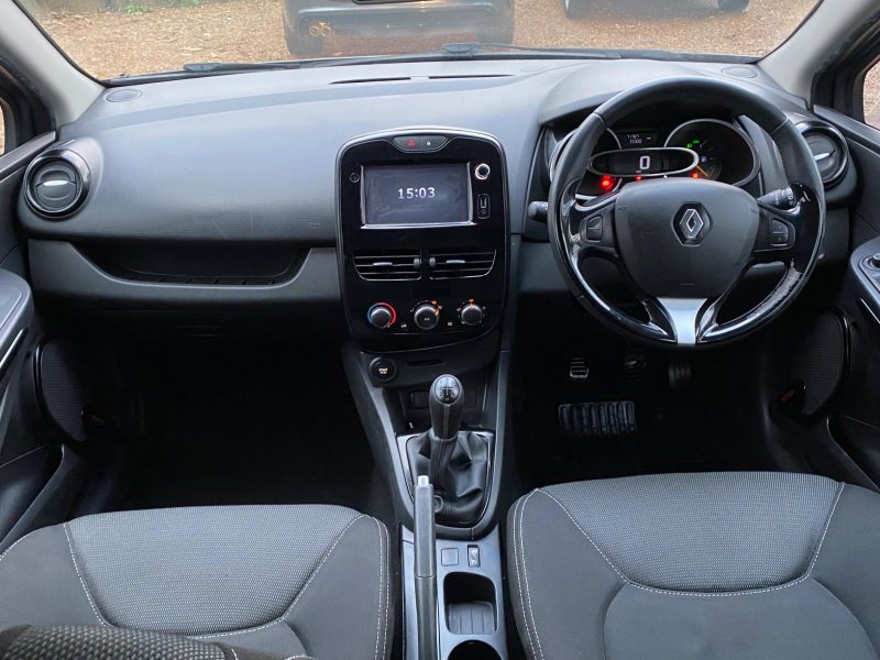 RENAULT CLIO