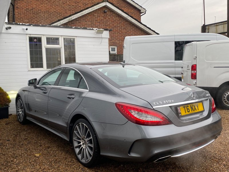 MERCEDES-BENZ CLS