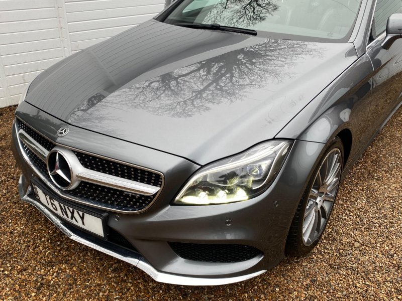 MERCEDES-BENZ CLS