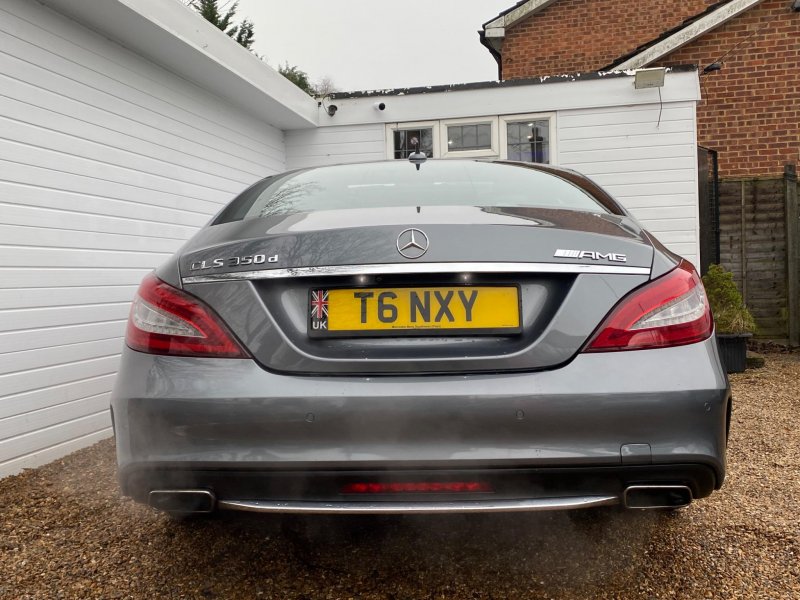 MERCEDES-BENZ CLS