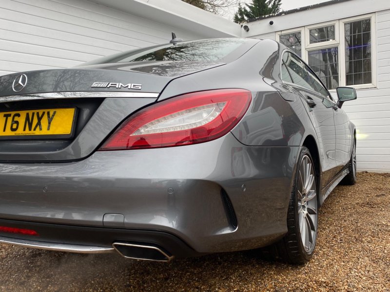MERCEDES-BENZ CLS