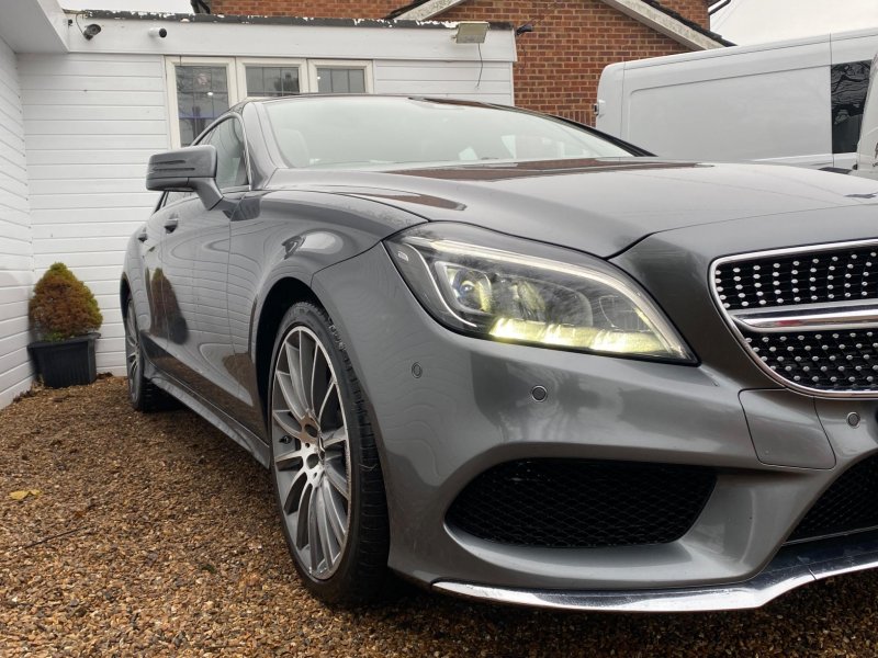 MERCEDES-BENZ CLS