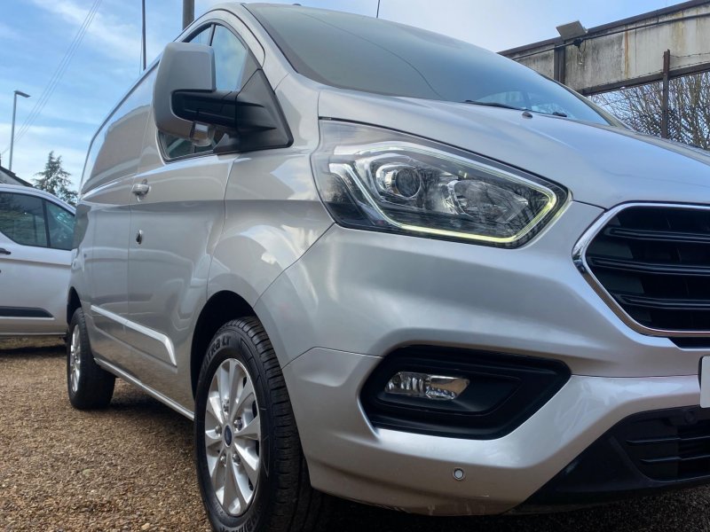 FORD TRANSIT CUSTOM