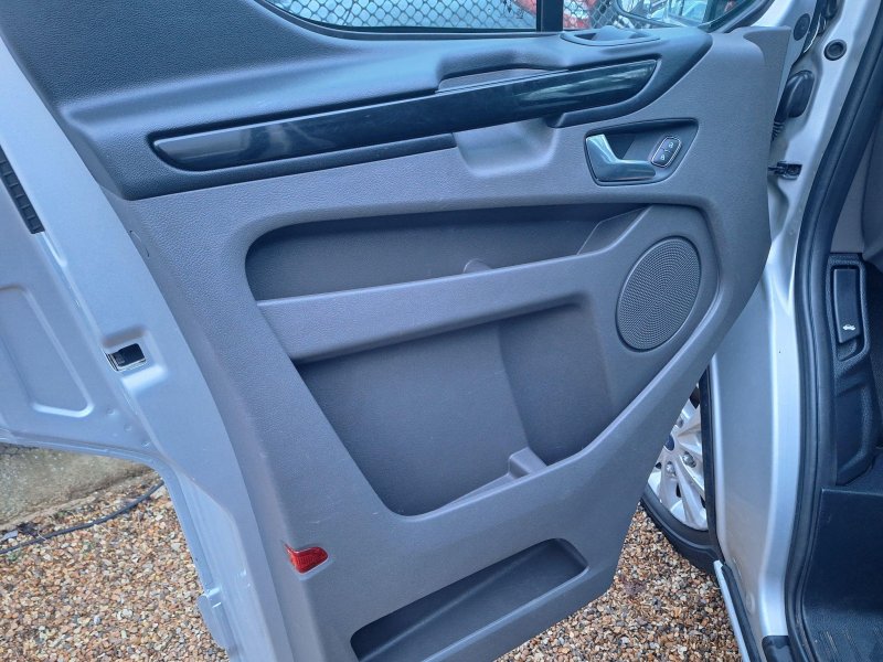 FORD TRANSIT CUSTOM