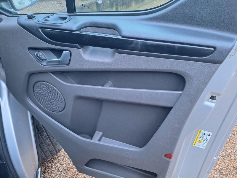 FORD TRANSIT CUSTOM