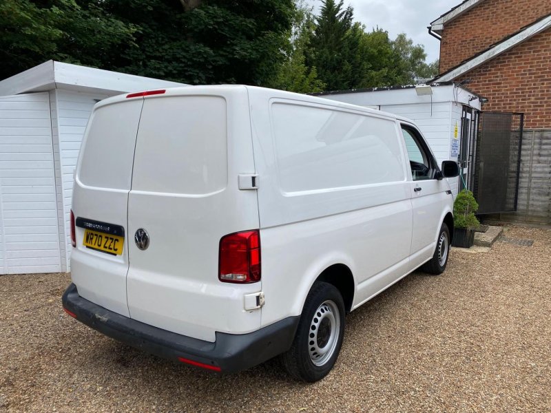VOLKSWAGEN TRANSPORTER