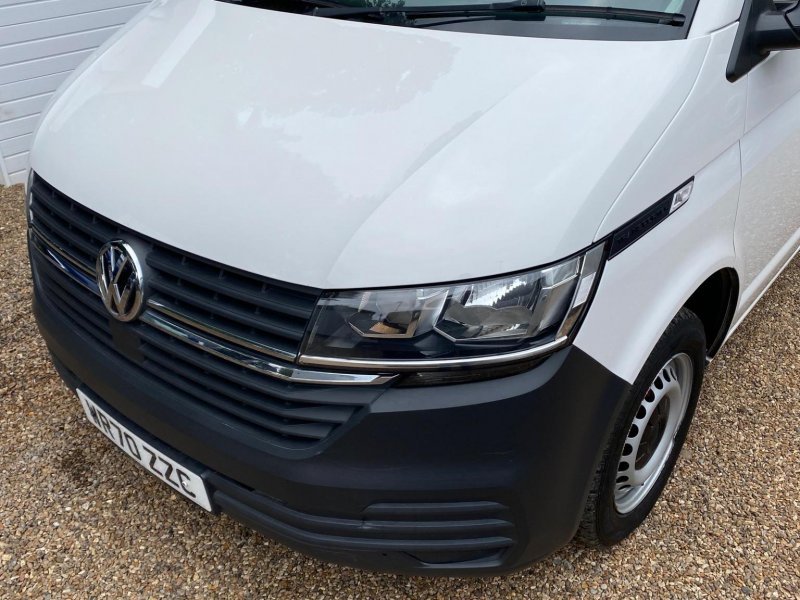 VOLKSWAGEN TRANSPORTER