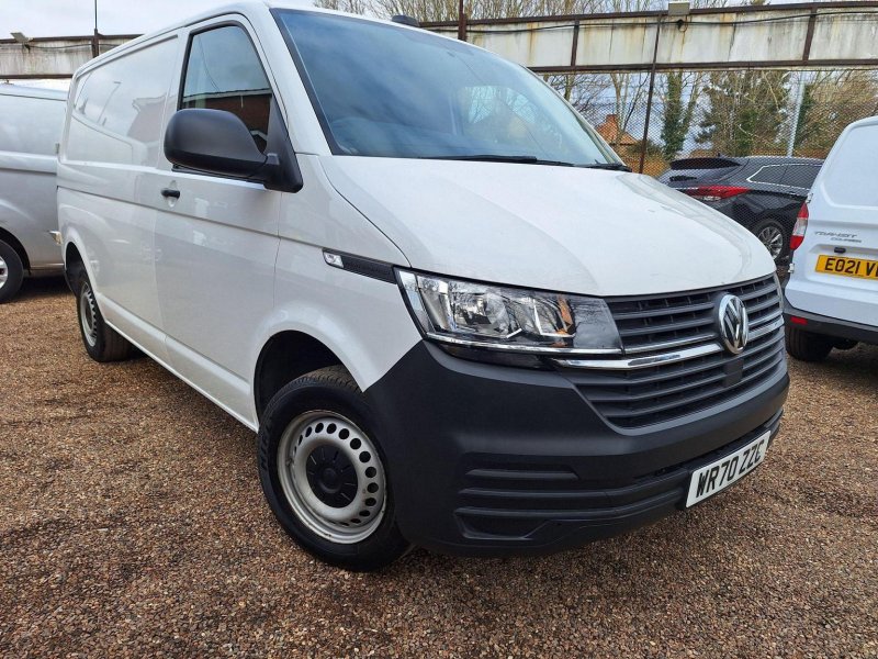 View VOLKSWAGEN TRANSPORTER 2.0 TDI T30 Startline FWD SWB Euro 6 (s/s) 5dr