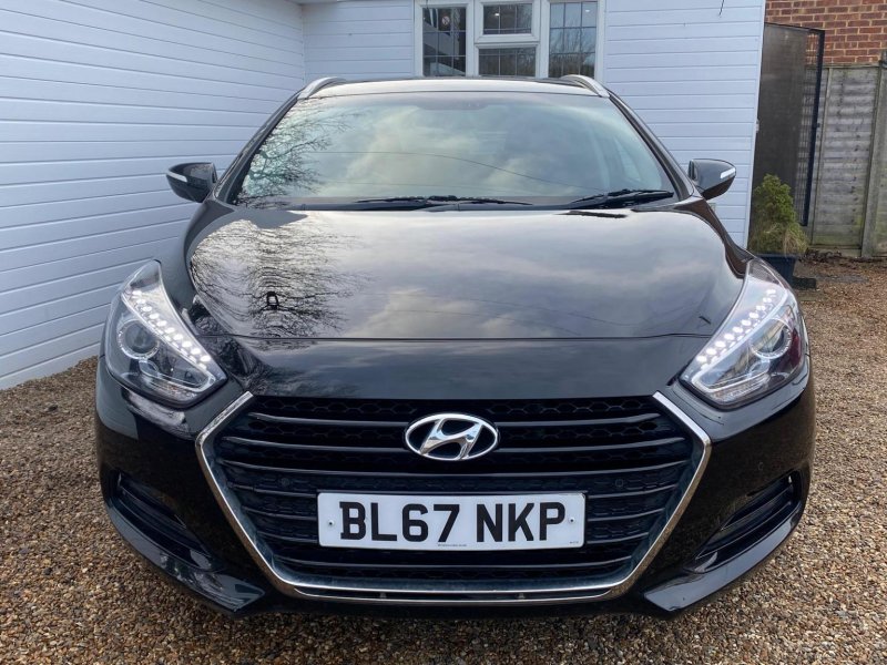 HYUNDAI I40
