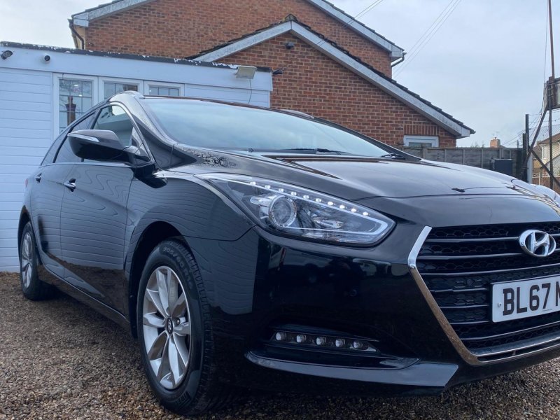 HYUNDAI I40