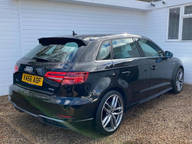 AUDI A3