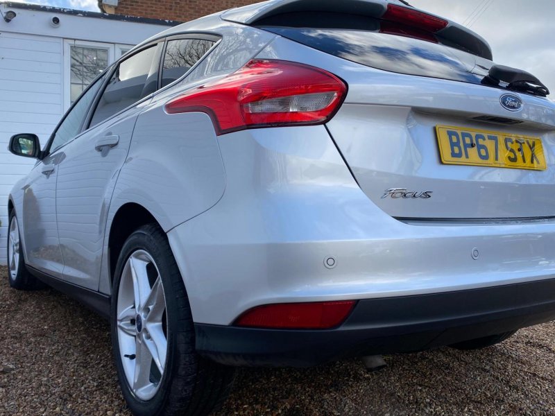 FORD FOCUS