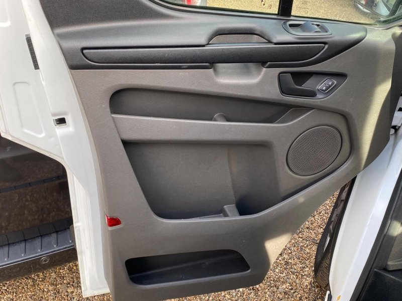 FORD TRANSIT CUSTOM