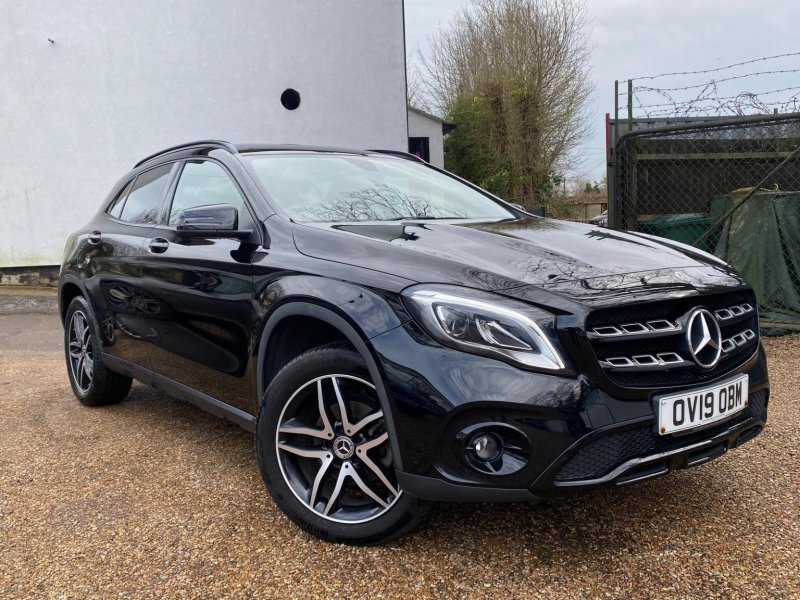 View MERCEDES-BENZ GLA CLASS 1.6 GLA180 Urban Edition 7G-DCT Euro 6 (s/s) 5dr