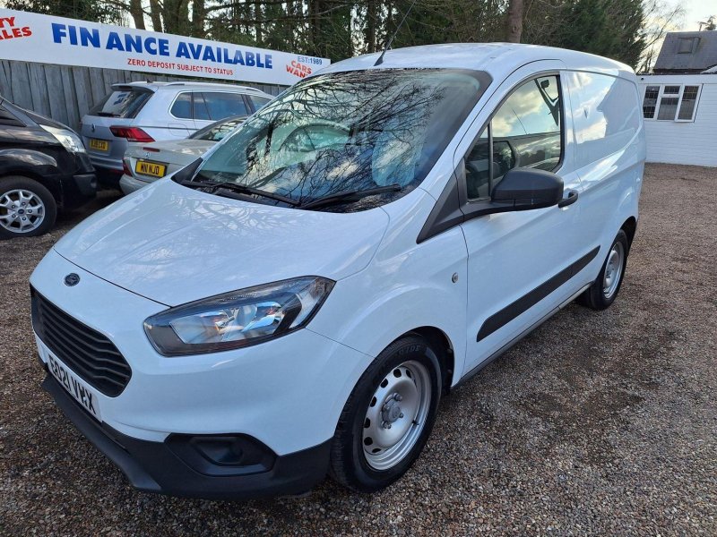 FORD TRANSIT COURIER
