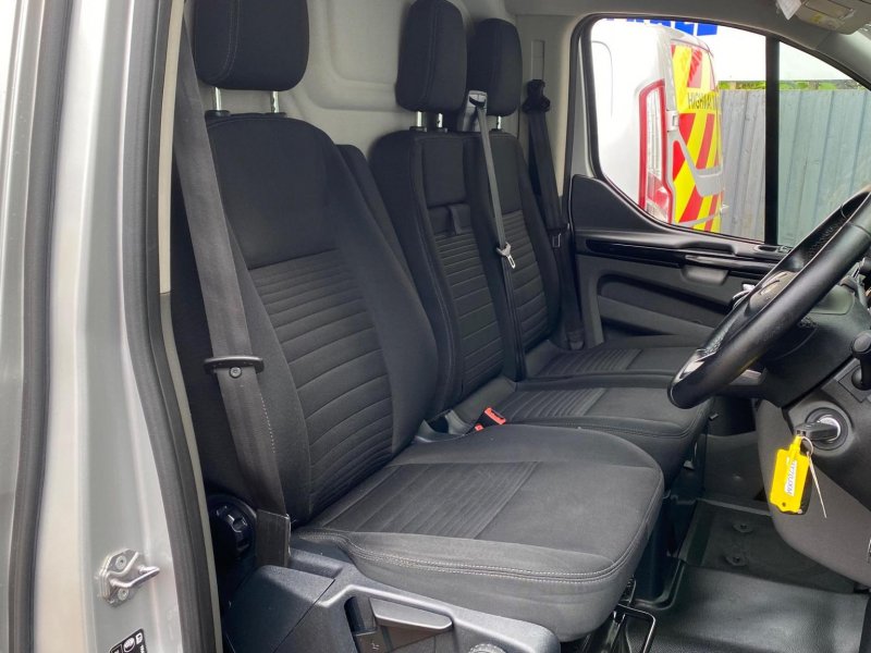 FORD TRANSIT CUSTOM