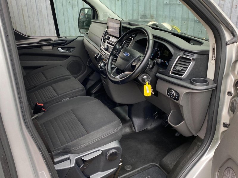 FORD TRANSIT CUSTOM