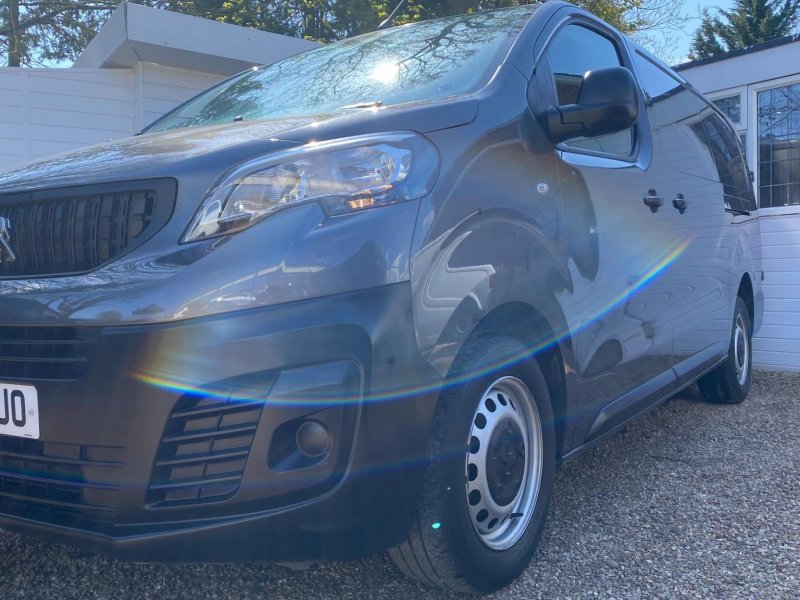 PEUGEOT EXPERT