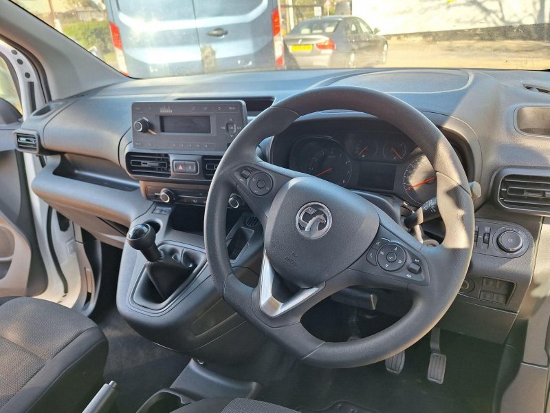 VAUXHALL COMBO