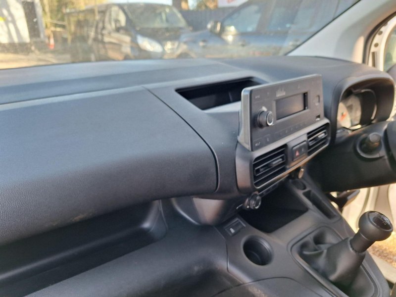 VAUXHALL COMBO