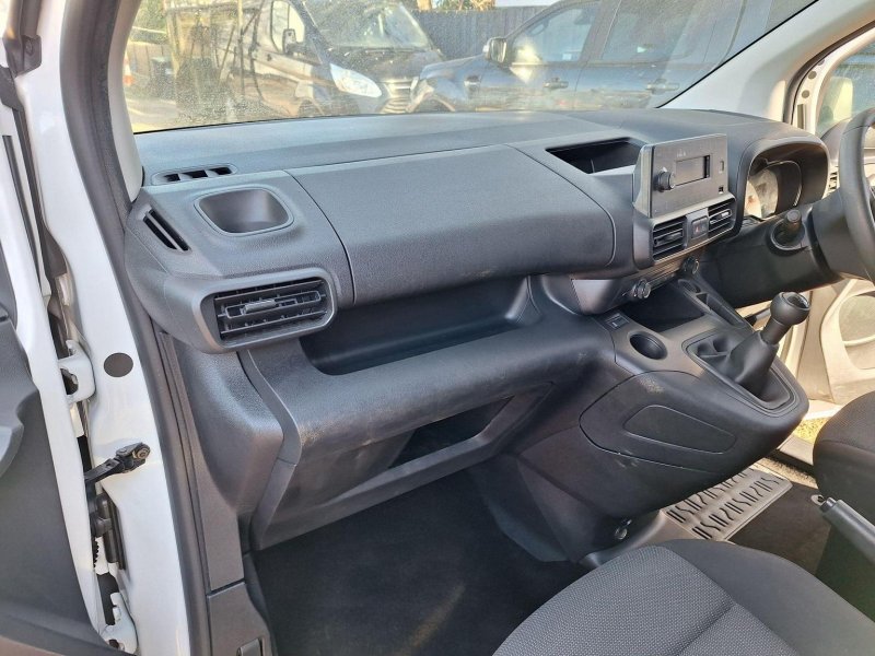 VAUXHALL COMBO
