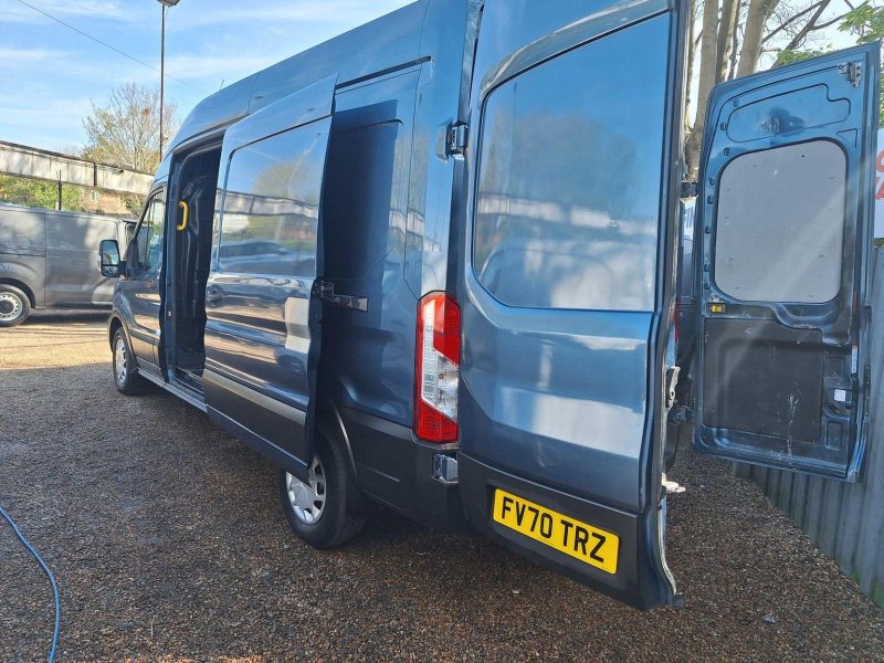 FORD TRANSIT