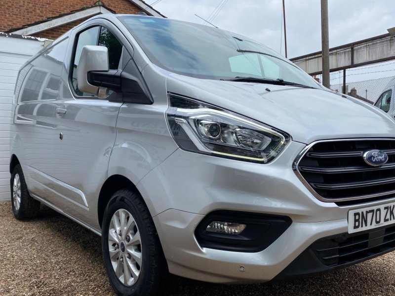 FORD TRANSIT CUSTOM