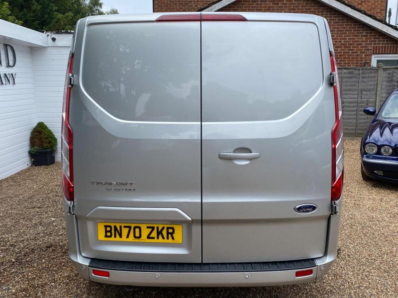 FORD TRANSIT CUSTOM