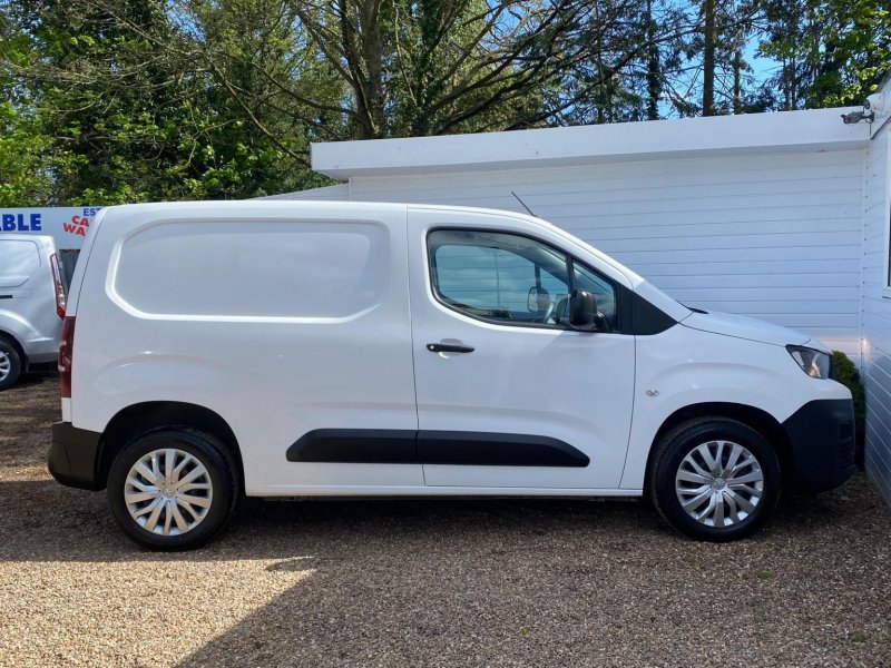 View PEUGEOT PARTNER 1.5 BlueHDi 1000 Professional Standard Panel Van SWB Euro 6 (s/s) 5dr