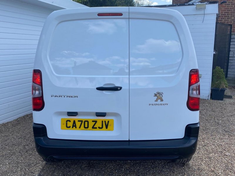 PEUGEOT PARTNER
